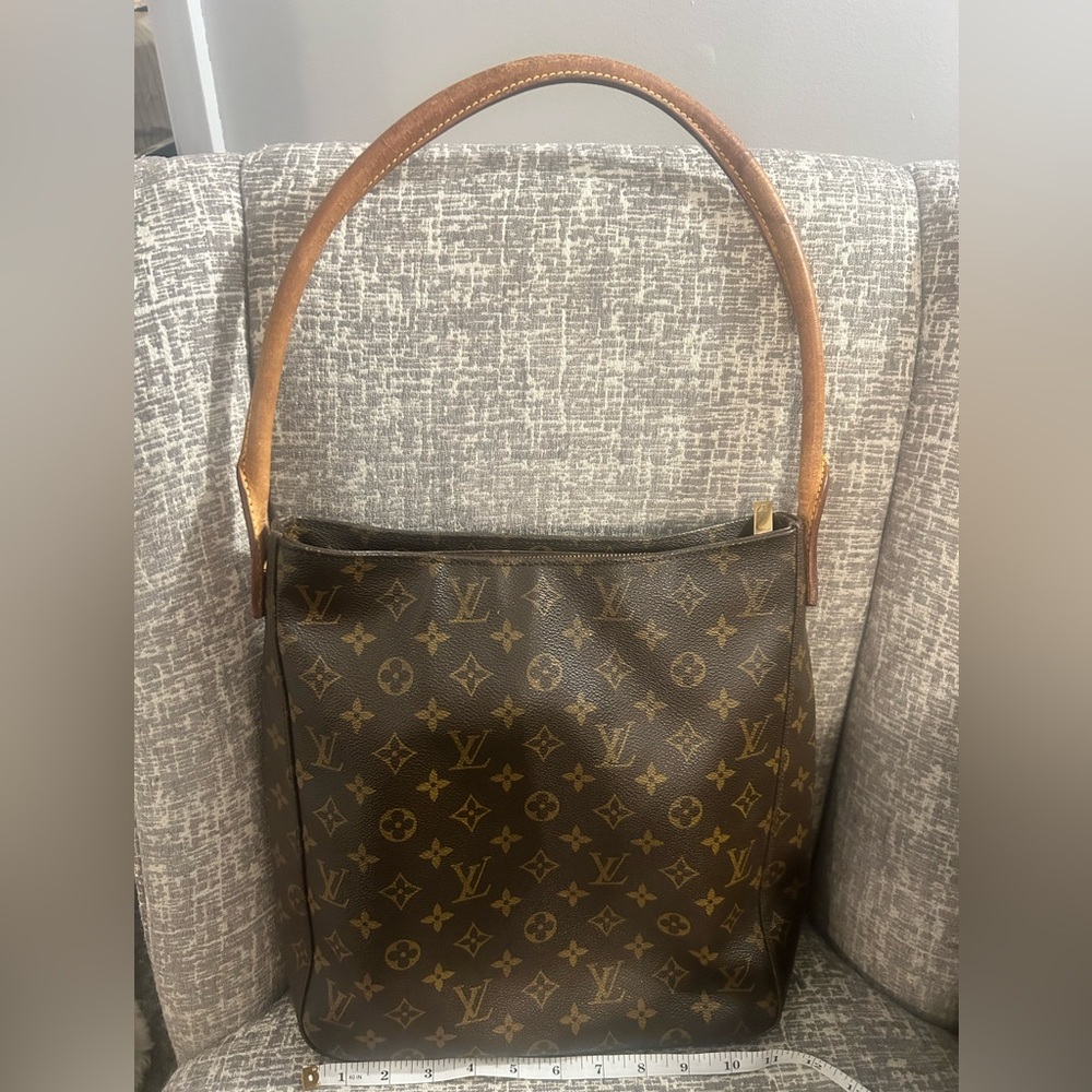 Louis Vuitton Looping GM